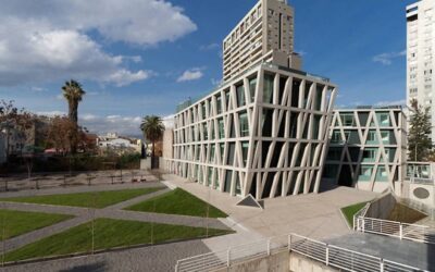 Cuatro académicos de la Universidad de Chile entre los economistas chilenos más citados del mundo