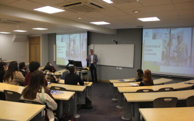 Coordinación de Inglés organizó workshop para docentes con creador Escala Global de Inglés