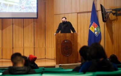 Campus Andrés Bello realiza primer encuentro del Programa Diálogos Intergeneracionales