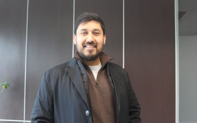 Egresado de la FEN crea B-GIN, el gin de cerveza reciclada