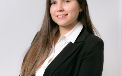 Egresada FEN UCHILE Bernardita Castillo gana beca para maestría en la prestigiosa Tsinghua University