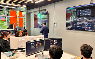 Itaú presenta desafío de valorización a estudiantes de la FEN